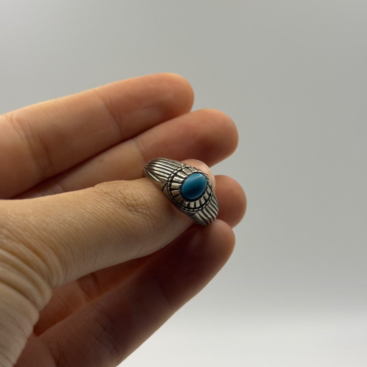 Vintage Silver Greco Roman Style Torquise Cabochon Ring