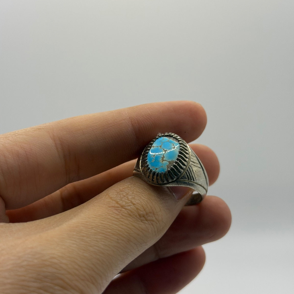 Vintage Silver Ring Turquoise Cabochon Engraved Shank