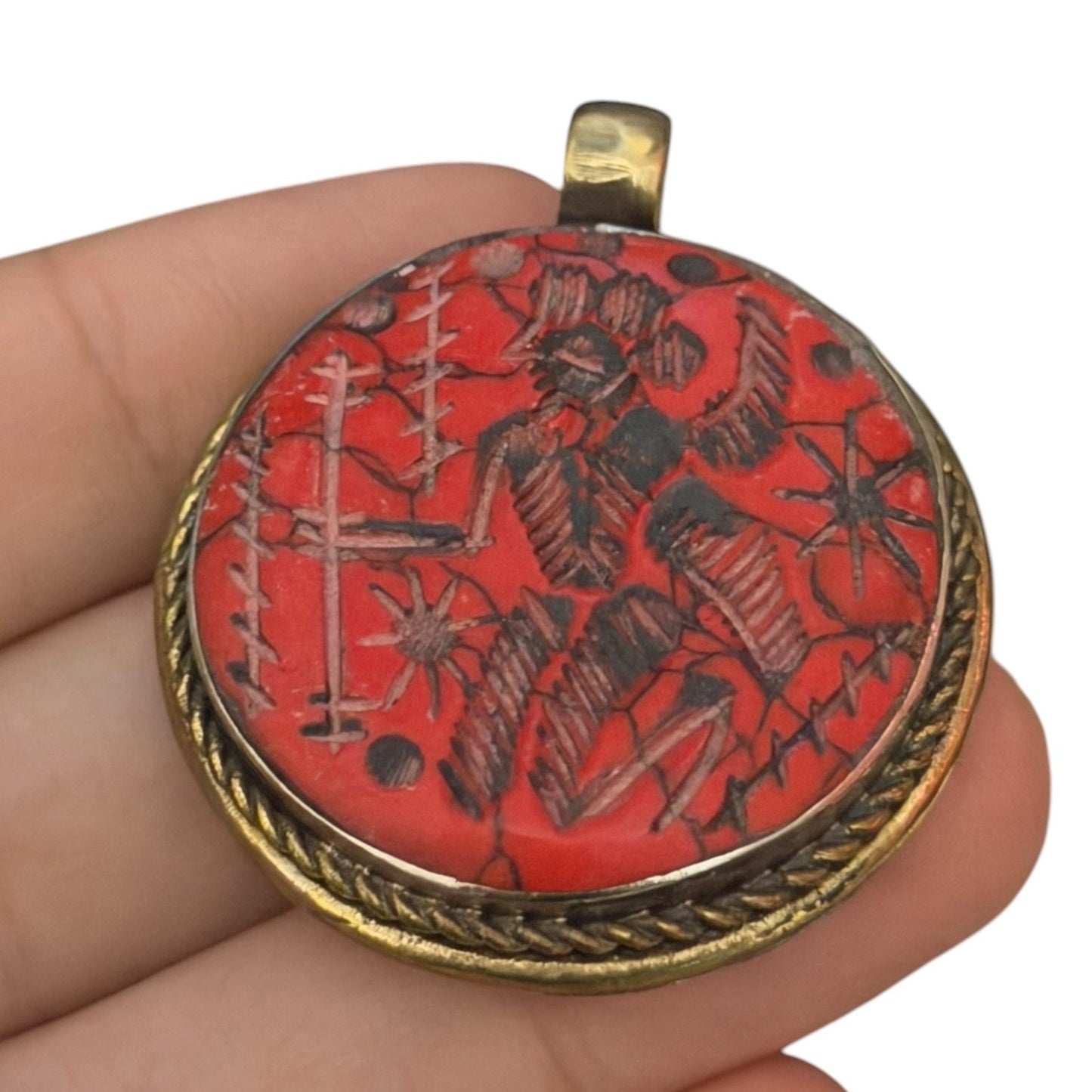 Beautiful Ancient Near Eastern Style Intaglio Silver Tone Pendant