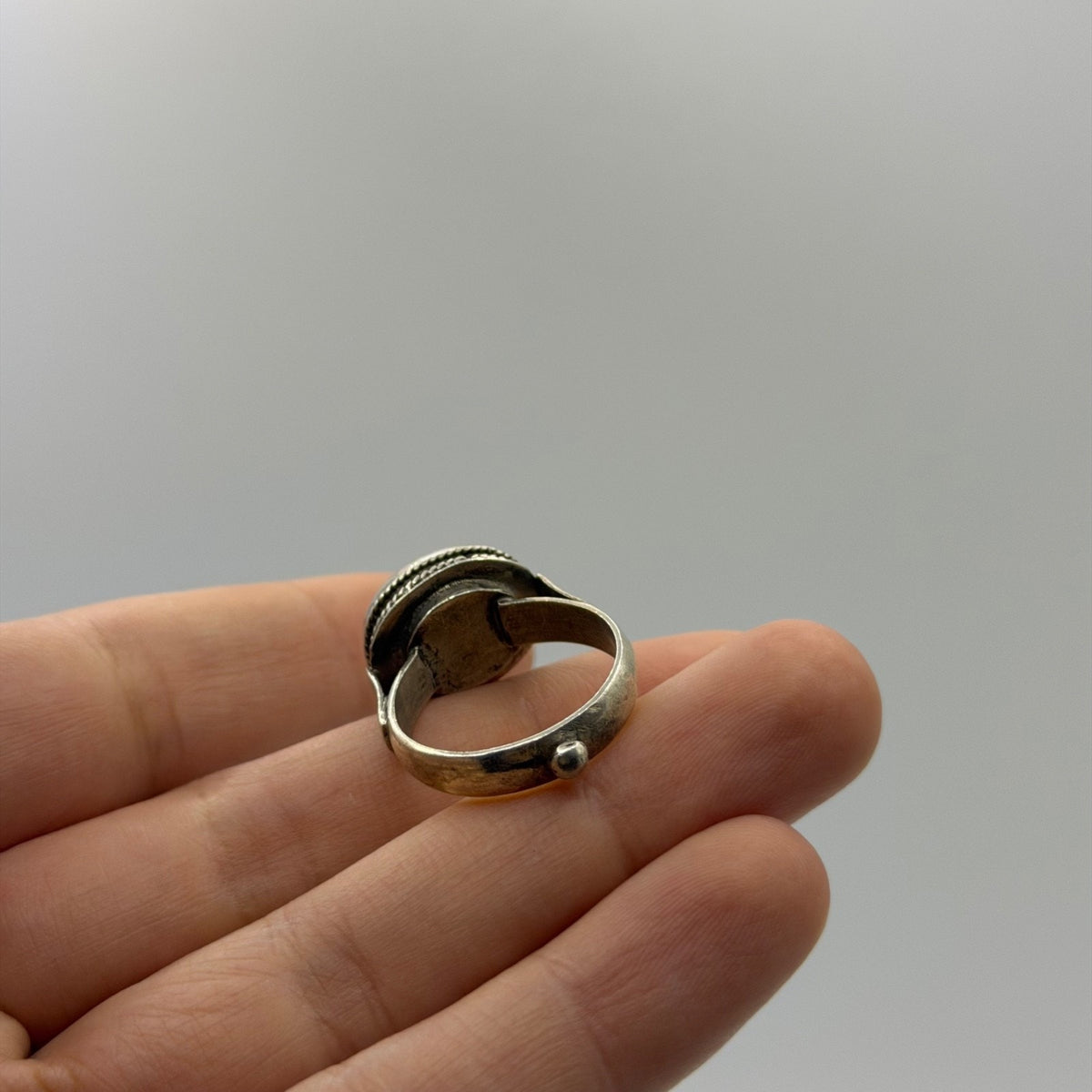 Silver Carnelian Intaglio Engraved Oval Gemstone Rope Edge Signet Ring