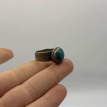 Antique Style Silver Braided Band Ring with Round Stone