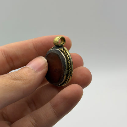 Vintage Brass Framed Oval Carnelian Agate Gemstone Pendant Charm