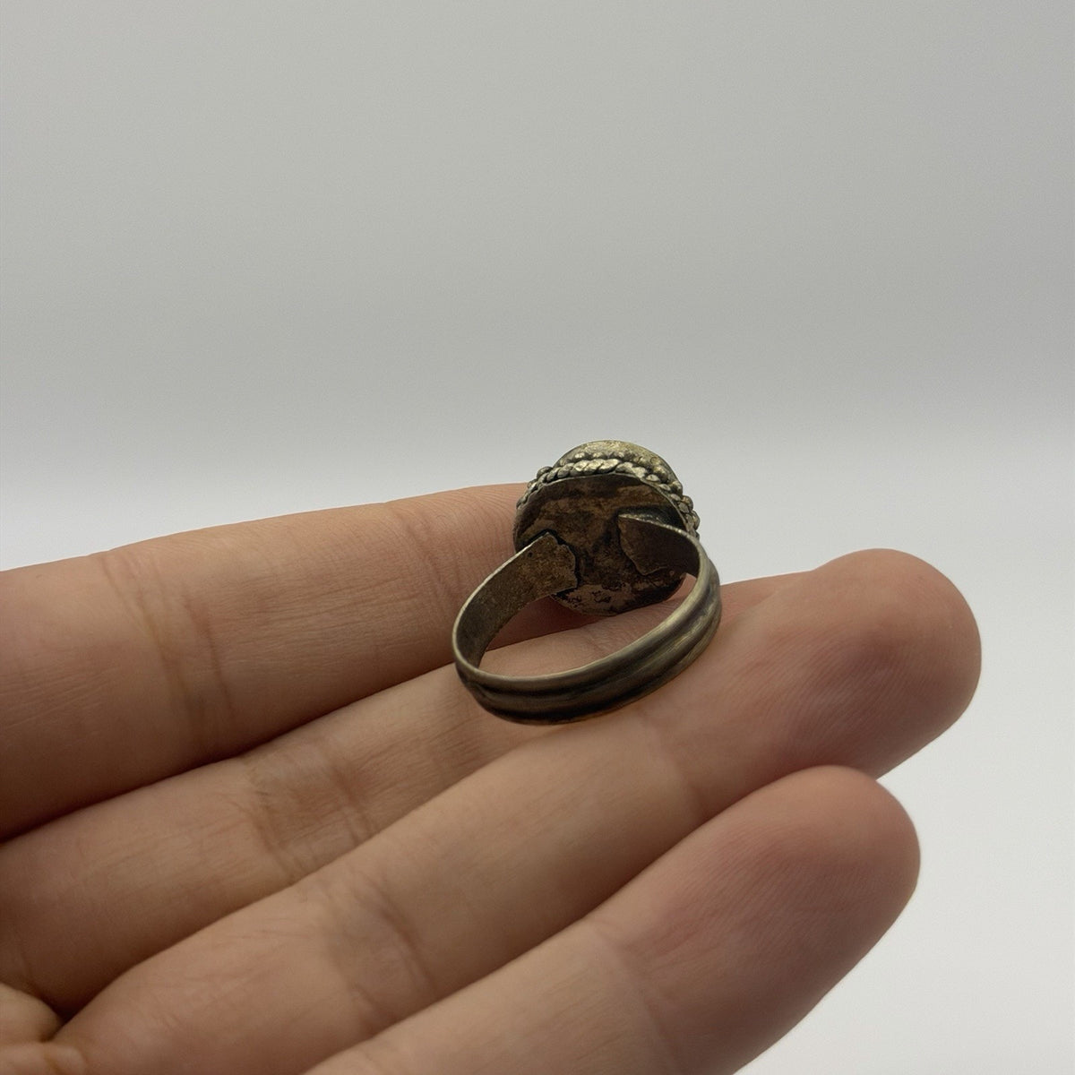 Vintage Nepalese Turquoise Antique Ring