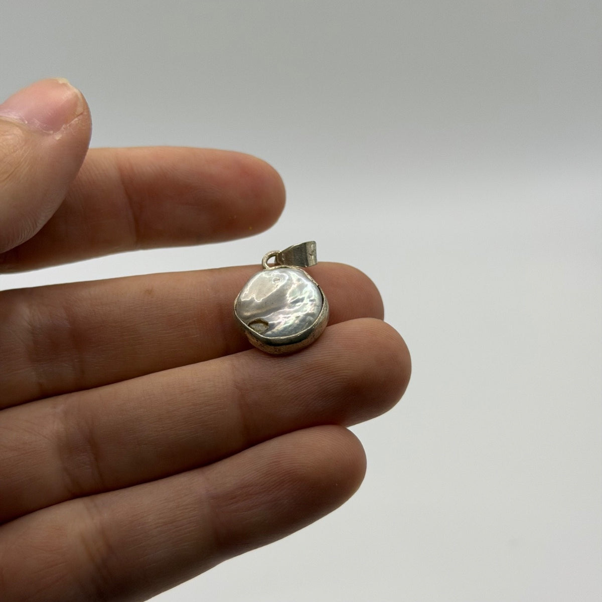 925 Sterling Silver Mother of Pearl Shell Freeform Slab Pendant Charm⁠