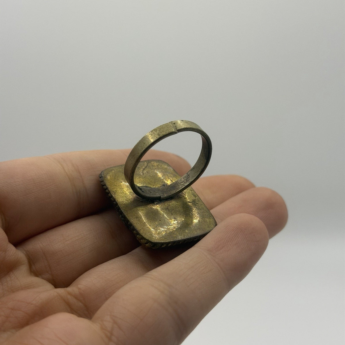 Vintage Nepalese Tribal Brass Ring With Stones