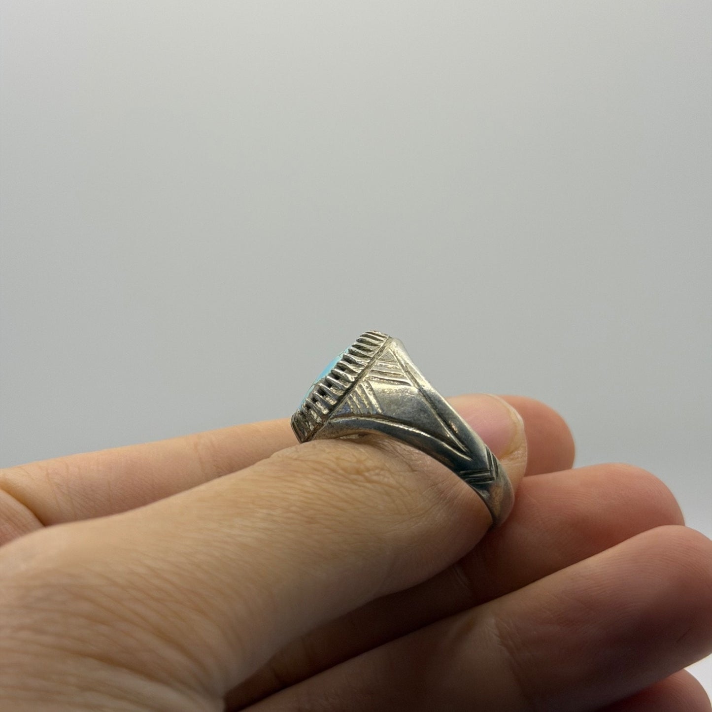 Vintage Silver Ring Turquoise Cabochon Engraved Shank