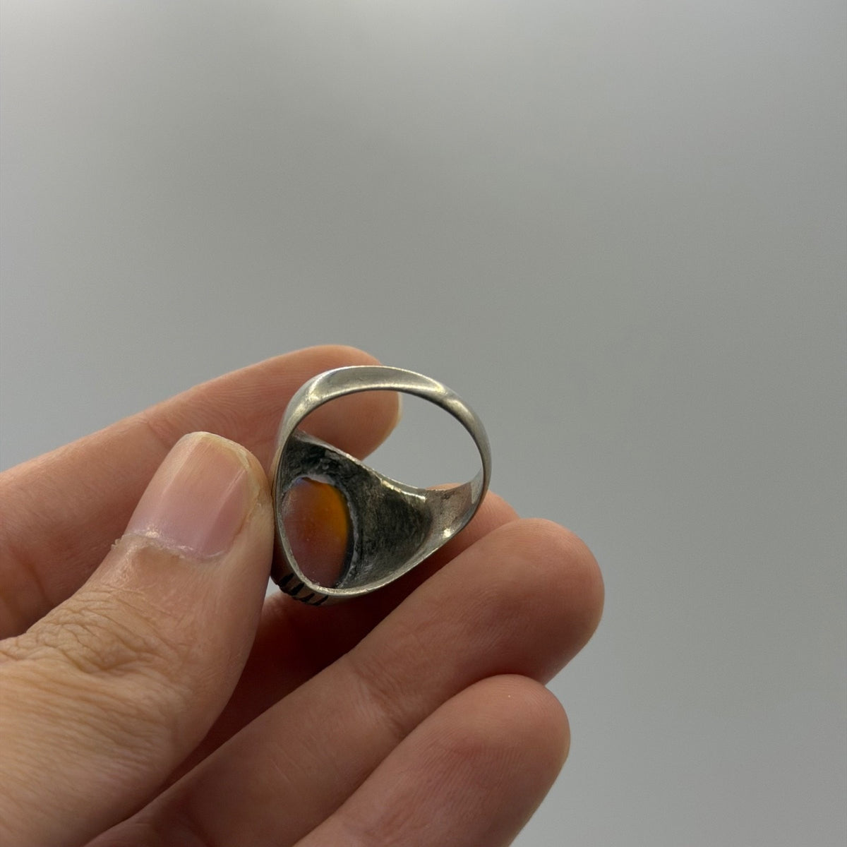 Silver Large Carnelian Agate Oval Cabochon Grooved Edge Signet Ring
