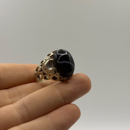Vintage Silver Filigree Ring with Oval Black Banded Agate Cabochon