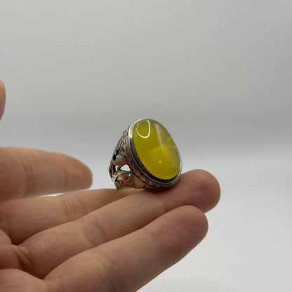 Vintage Silver Yellow Chalcedony Agate Ring Pierced Floral Scroll Band