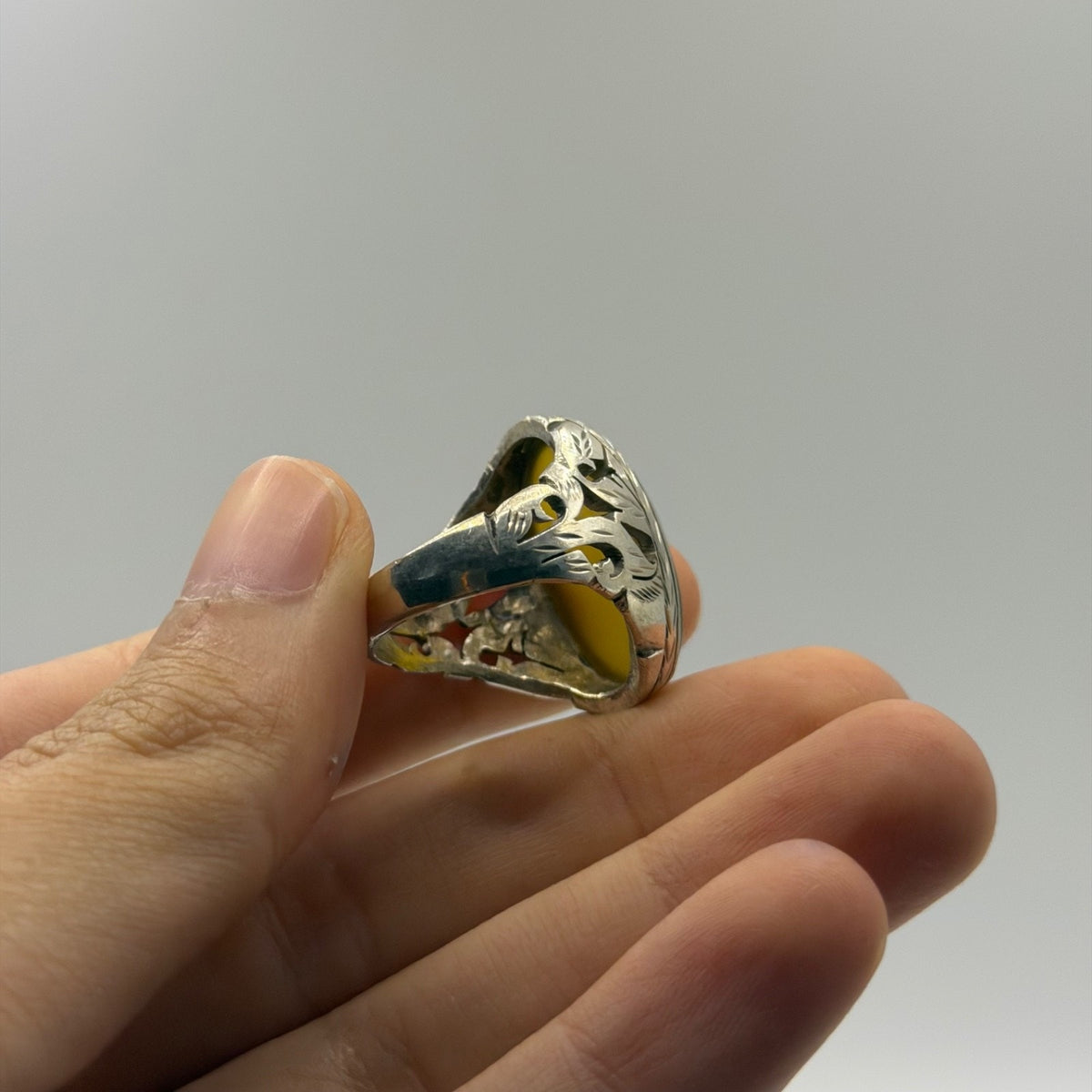 Vintage Solid Silver Yellow Chalcedony Agate Openwork Filigree Statement Ring