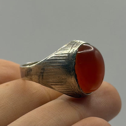 Vintage Silver Roman Style Carnelian Cabochon Fluted Solitaire Ring
