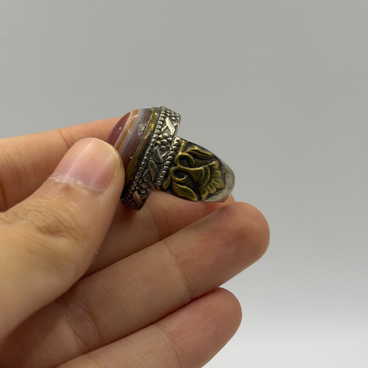 Antique Style Silver Ring with Concentric Banded Carnelian Agate Gemstone