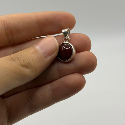 925 Sterling Silver Dark Red Carnelian Garnet Round Bezel Pendant