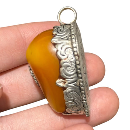 Vintage Nepalese Boho Tribal Amber Like Stone Silver Tone Pendant