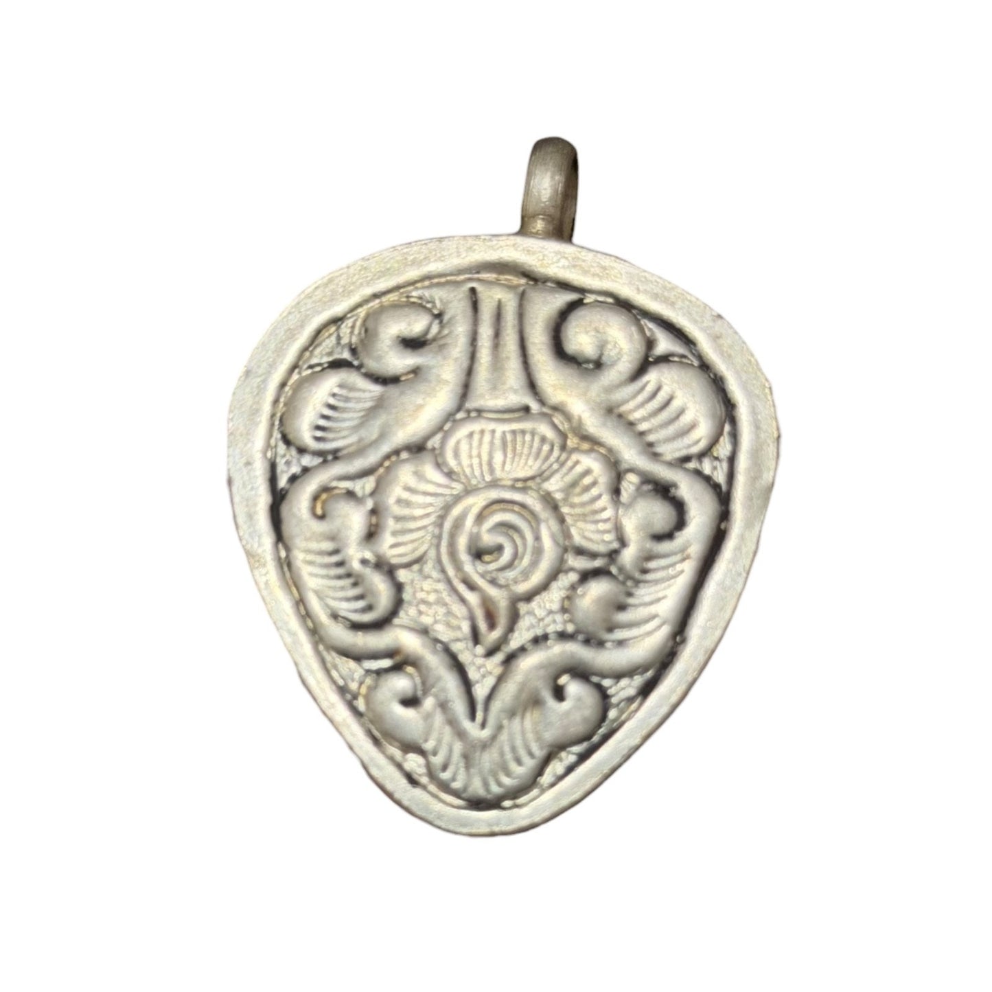 Vintage Nepalese Boho Tribal Amber Like Stone Silver Tone Pendant
