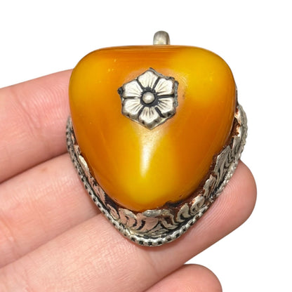 Vintage Nepalese Boho Tribal Amber Like Stone Silver Tone Pendant