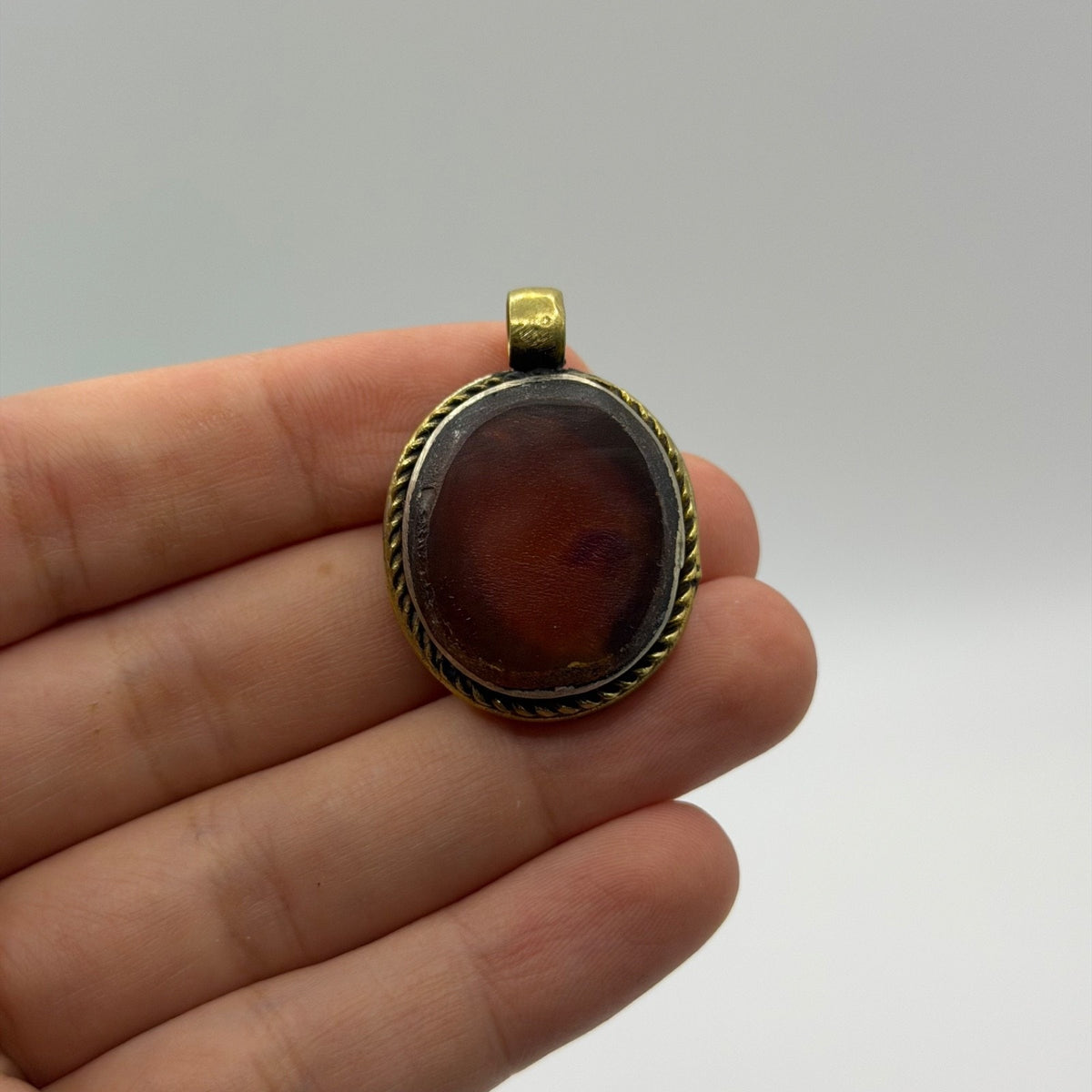 Vintage Brass Framed Oval Carnelian Agate Gemstone Pendant Charm