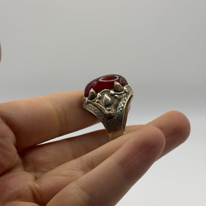 Vintage Silver Filigree Statement Ring with Red Carnelian Cabochon