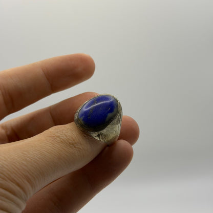 Vintage Silver Lapis Lazuli Cabochon Solitaire Ring Ancient Style Signet