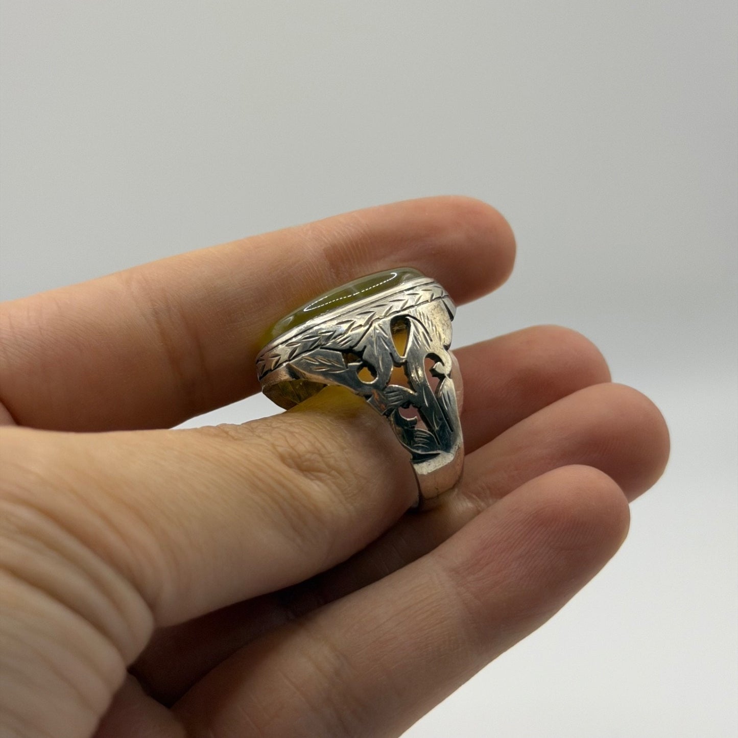 Vintage Silver Yellow Chalcedony Agate Ring Pierced Floral Scroll Band