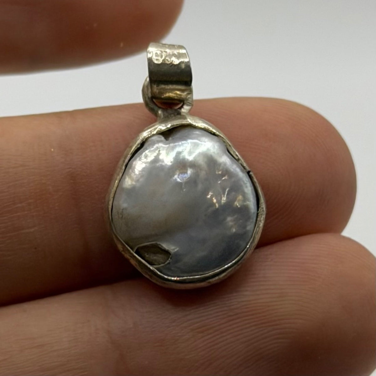 925 Sterling Silver Mother of Pearl Shell Freeform Slab Pendant Charm⁠