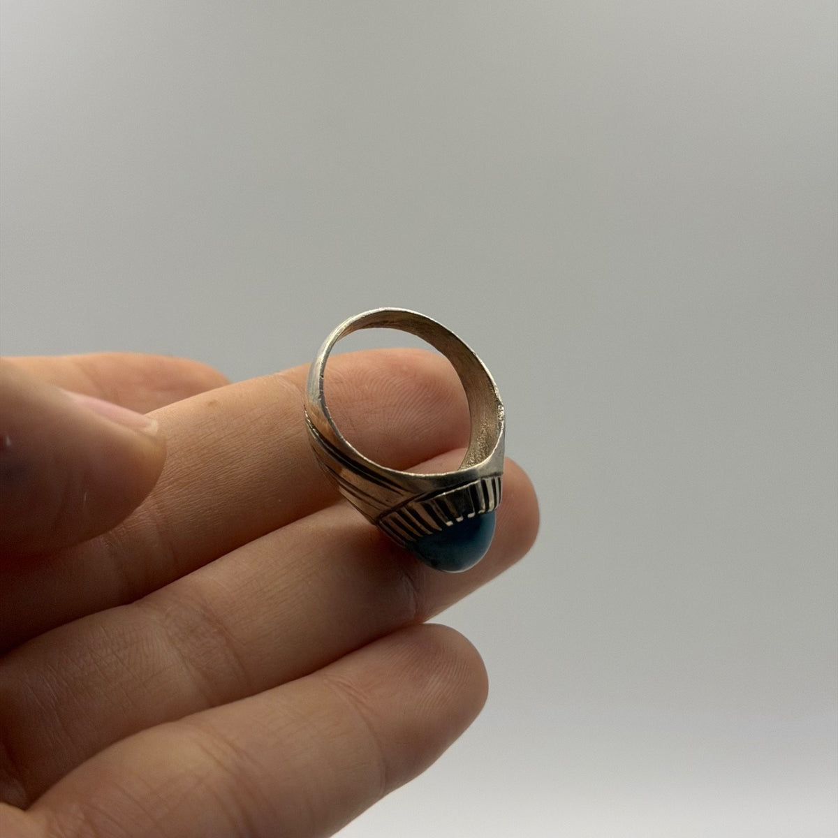 Vintage Silver Greco Roman Style Torquise Cabochon Ring