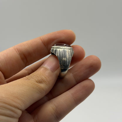 Vintage Silver Oval Red Carnelian Agate Solitaire Ring Fluted Band