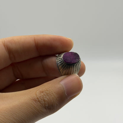 Vintage Silver Oval Raw Purple Gemstone Solitaire Fluted Band Ring