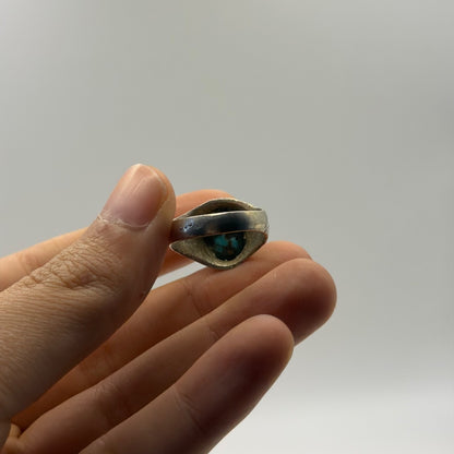 Vintage Silver Greco Roman Style Torquise Cabochon Ring