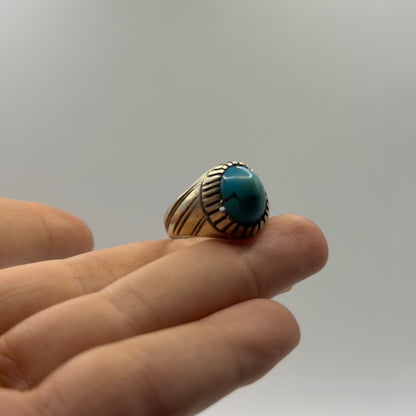 Vintage Silver Greco Roman Style Torquise Cabochon Ring