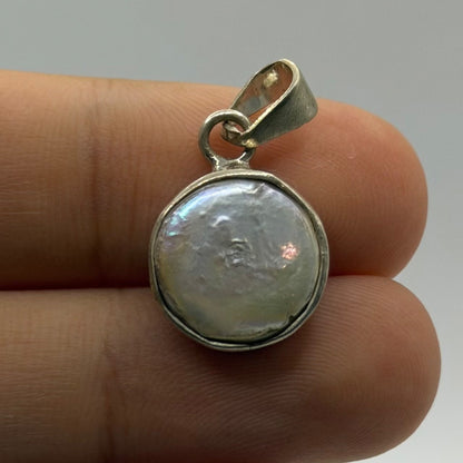 Vintage 925 Sterling Silver Round Mother of Pearl Pendant