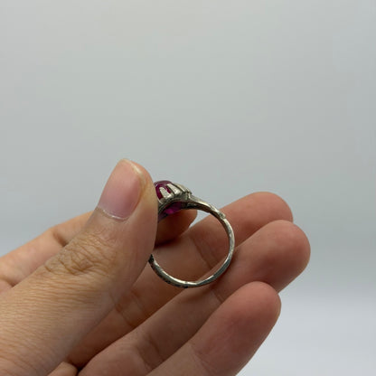 Stunning Vintage Silver Ring With Pink Stone