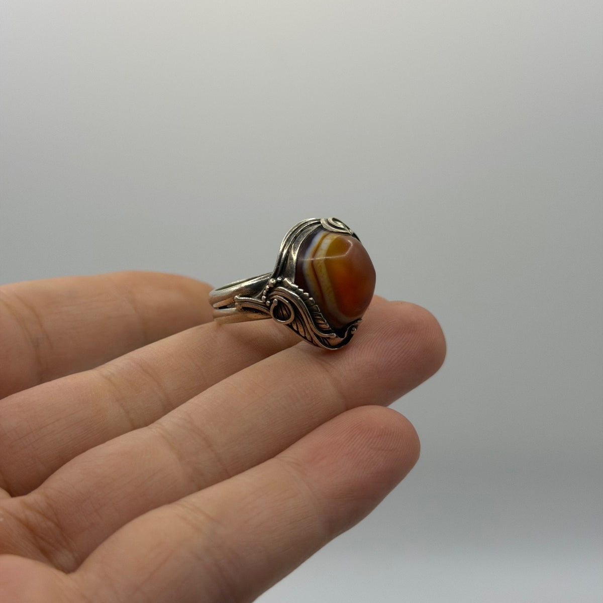 Antique Central Asian Agate Sterling Silver Ring