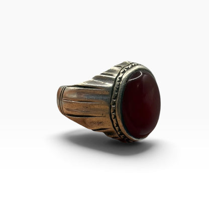 Vintage Silver Oval Red Carnelian Agate Solitaire Ring Fluted Band