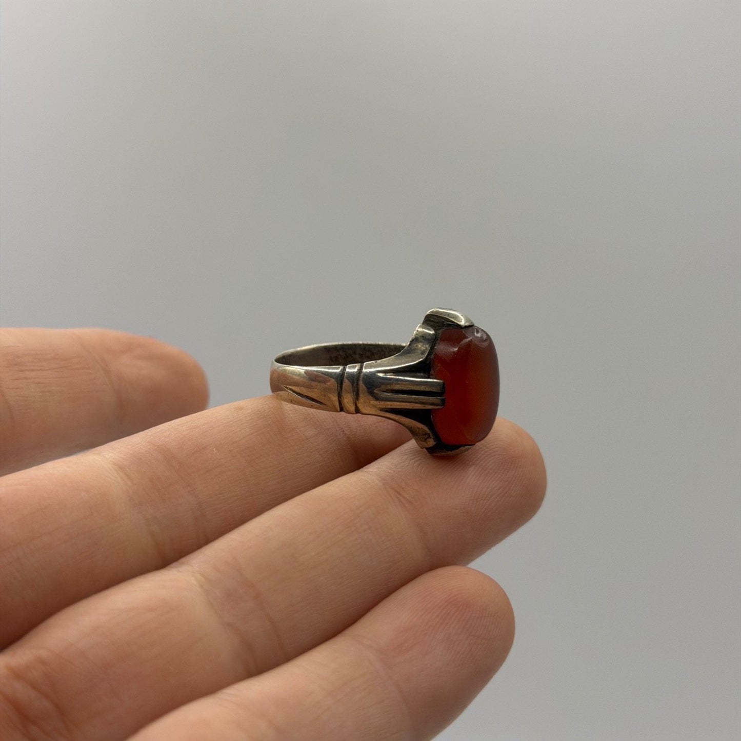 Silver Carnelian Agate Oval Gemstone Solitaire Statement Ring Band