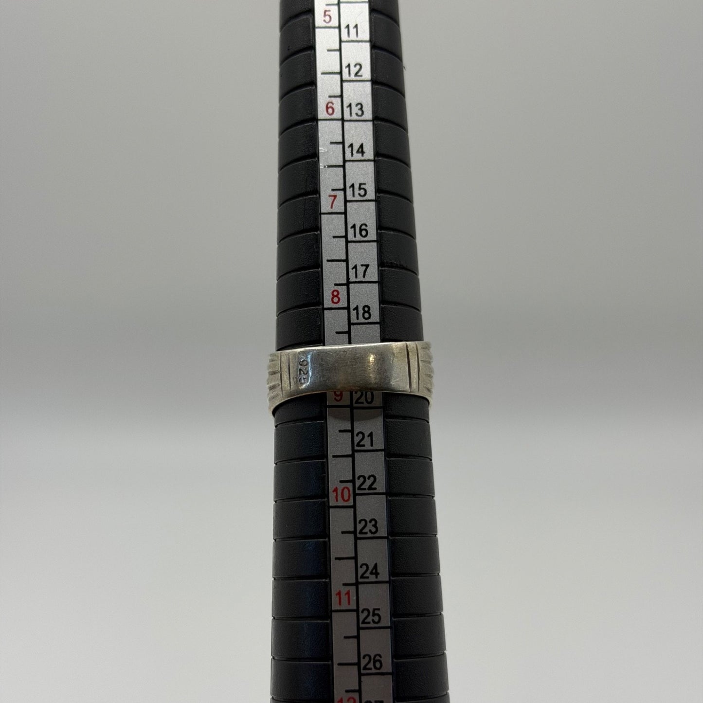 Vintage Silver Ring Black Onyx Oval Stone Ribbed Band