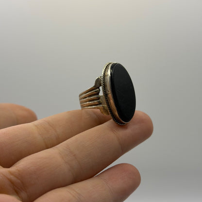 Vintage Silver Ring Black Onyx Oval Stone Ribbed Band