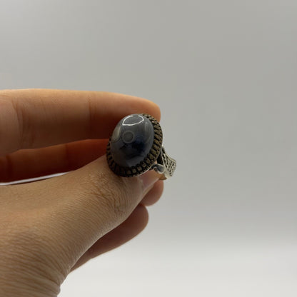 Vintage Silver Etruscan Style Banded Agate Ring Eye Stone Solitaire