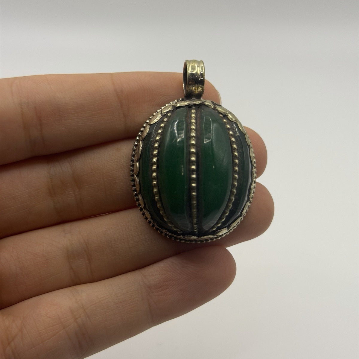 Vintage Nepalese Jade Stone Pumpkin Style Silver Tone Pendant