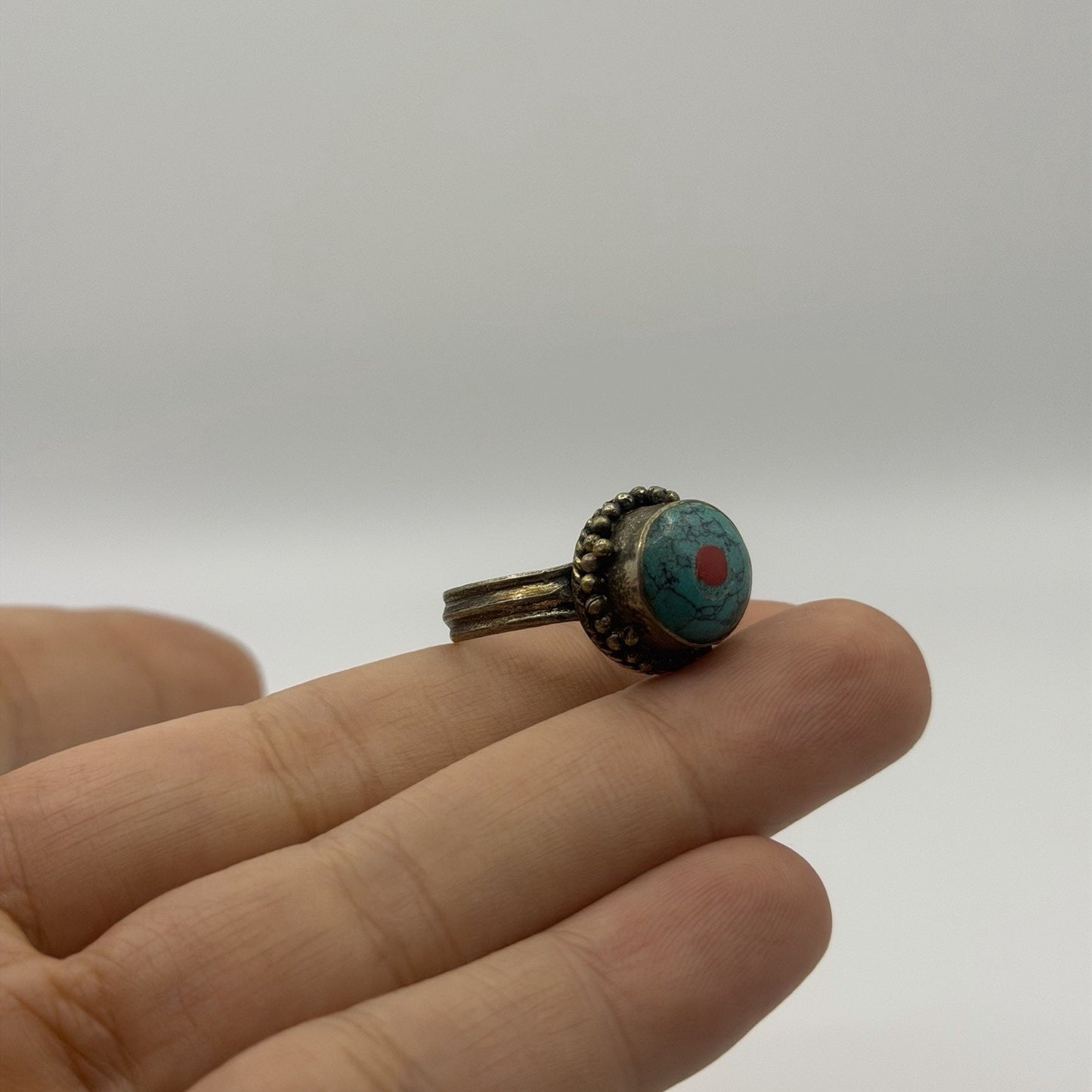 Vintage Nepalese Turquoise Antique Ring