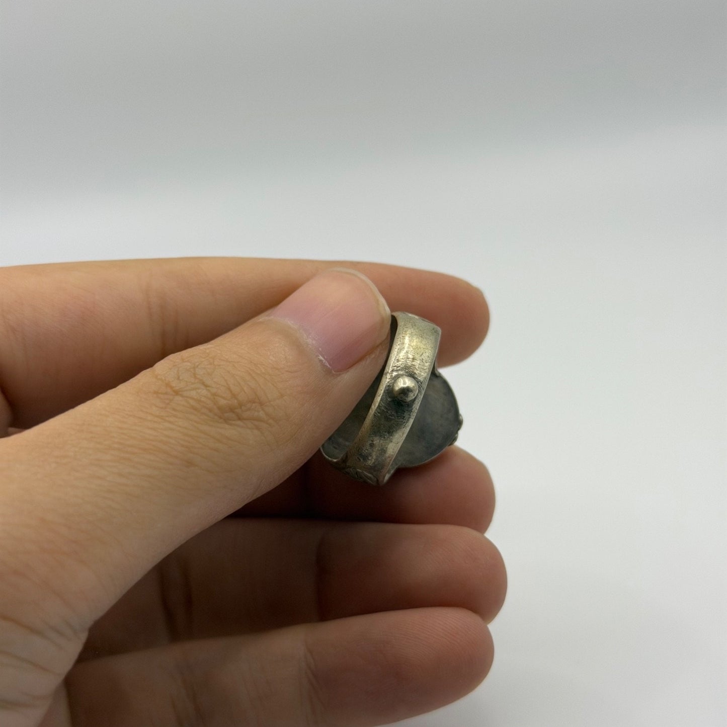Vintage Silver Ring Black Onyx Oval Stone Ribbed Band