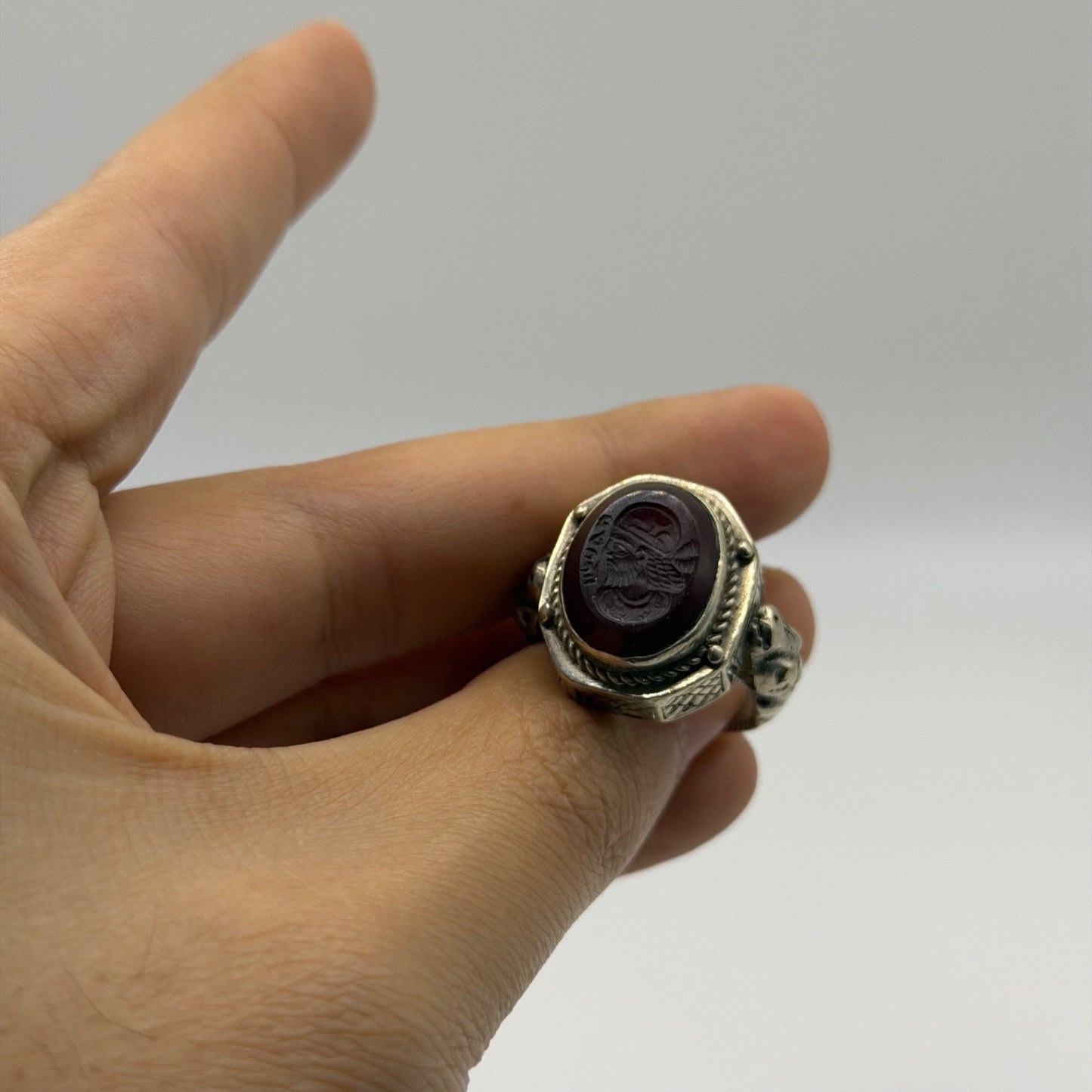 Vintage Silver Carved Intaglio Roman Portrait Seal Ring Detailed Band