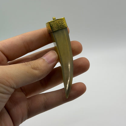 Antique Style Faux Horn Claw Tusk Pendant Brass Gold Tone Cap Talisman