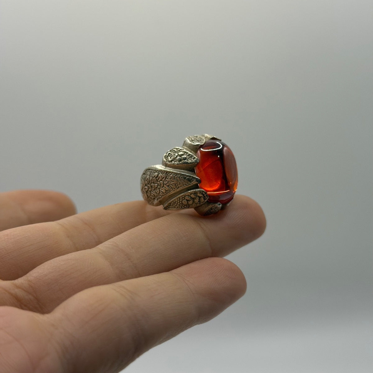 Vintage Silver Red Gemstone Ring Unique Floral Petal Claw Setting Statement