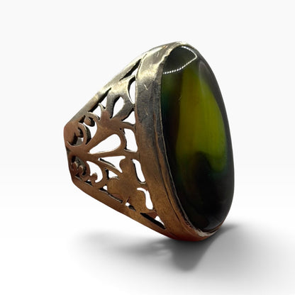 Vintage Solid Silver Green Agate Chalcedony Cutout Filigree Statement Ring