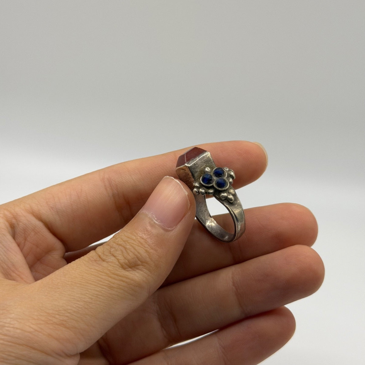 Vintage Silver Red Carnelian & Blue Glass Granulated Bead Accent Ring