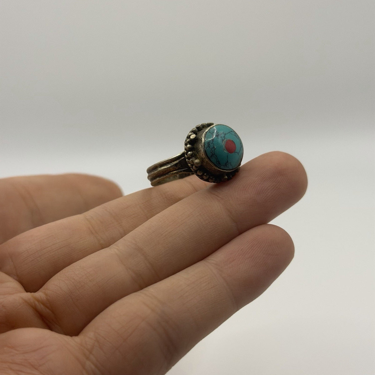 Vintage Nepalese Turquoise Antique Ring