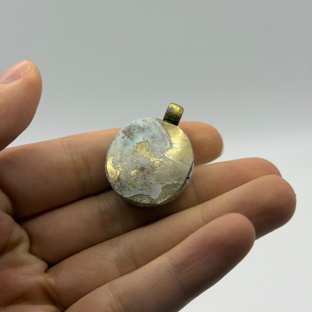 Vintage Natural Agate Afghan Tribal Style Brass Pendant