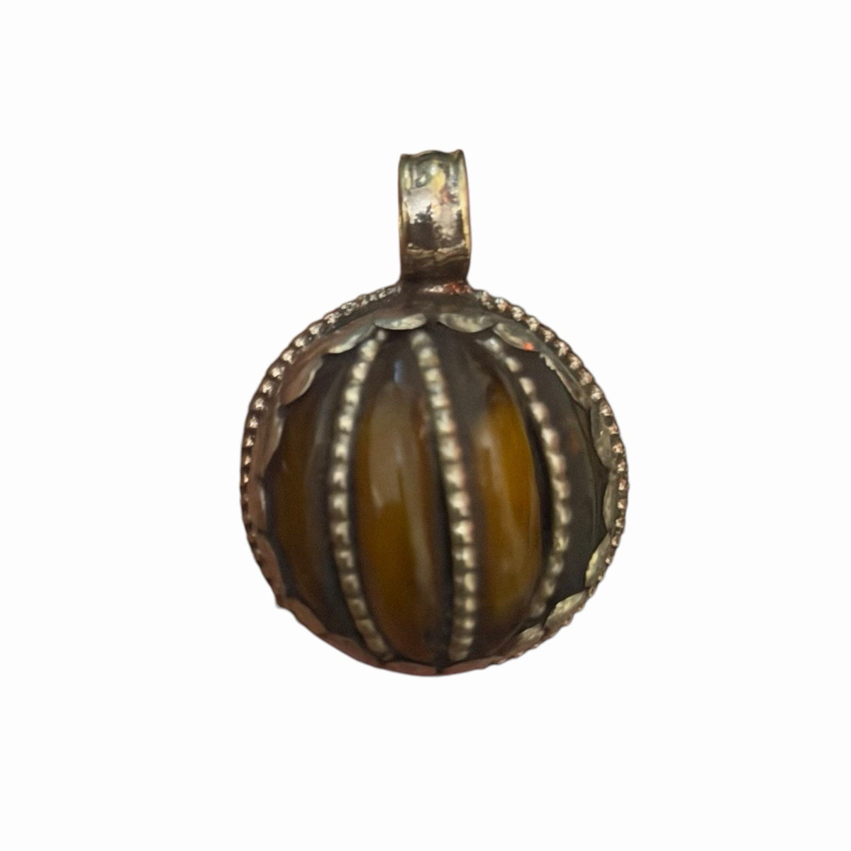 Vintage Nepalese Jade Stone Pumpkin Style Silver Tone Pendant