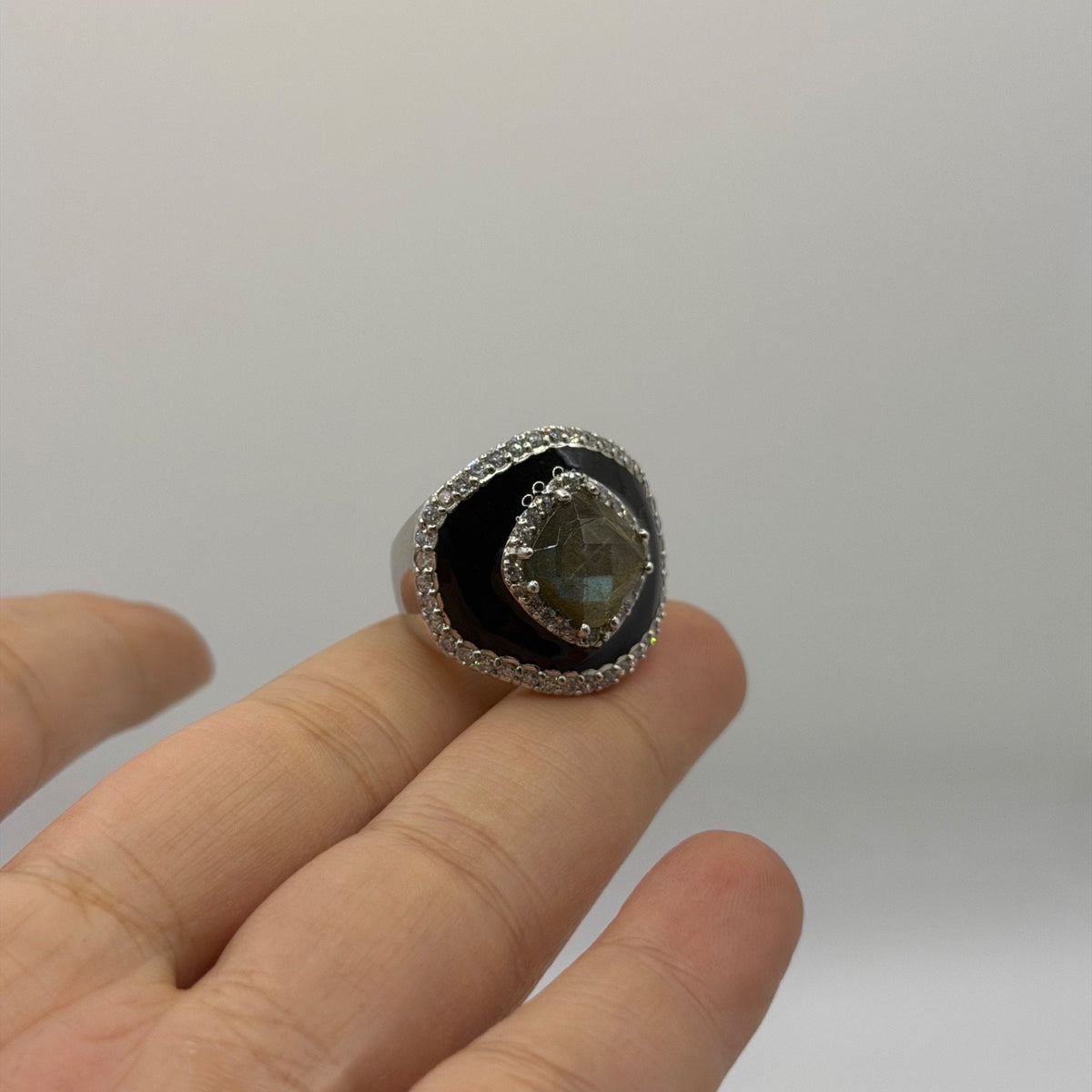 Unique Sterling Silver Ring With Gems Stone